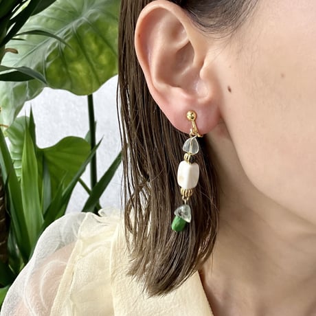 Green long pierce&earring