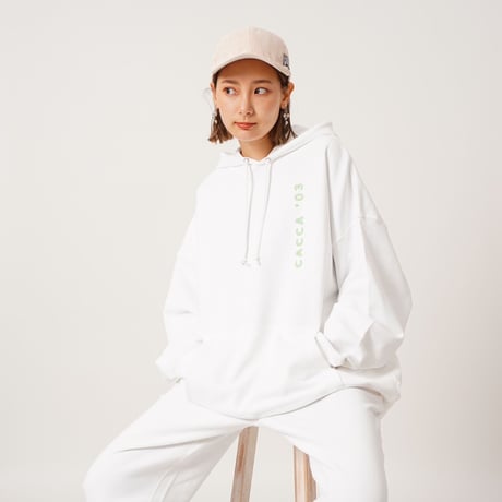 【再入荷】オーバーサイズロゴパーカーWhite"CACCA original"