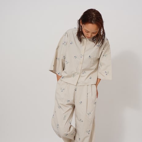 エンブロイダリーブーケtops&pants"CACCA select"