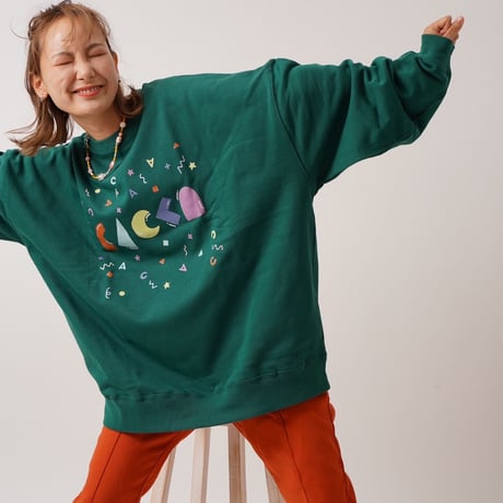 colorfulロゴオーバーサイズスウェットグリーン