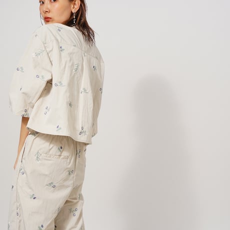 エンブロイダリーブーケtops&pants"CACCA select"