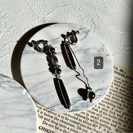 asymmetry  silver Design pierce earring