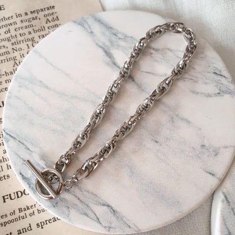 simple chain bracelet
