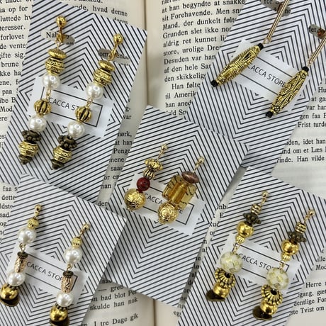 antique pierce or earring
