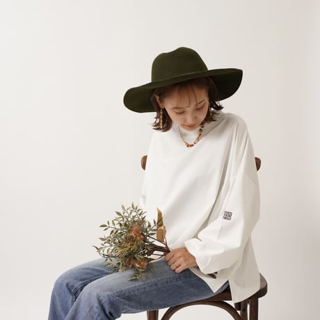 【日本製】simpleタグロングTシャツWhite"CACCA original"