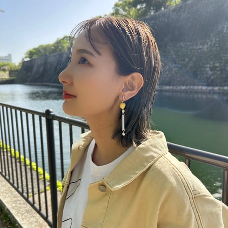asymmetry yellow pierce earring