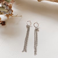 long chainピアス