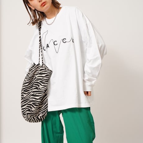 CACCAロゴロングTシャツWhite"CACCA original"