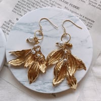 reef  pierce  earring