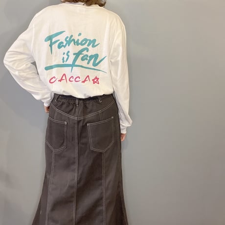 fashion is funロンT ホワイト"CACCA original"