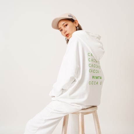 【再入荷】オーバーサイズロゴパーカーWhite"CACCA original"