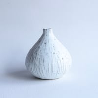 【栗田千弦】縦縞しのぎ一輪挿し