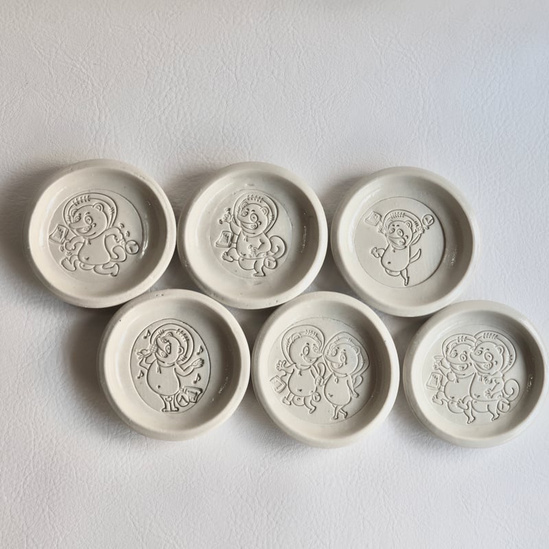 藤原孝親】たぬきのしょうゆ豆皿 | 緋色の商店街