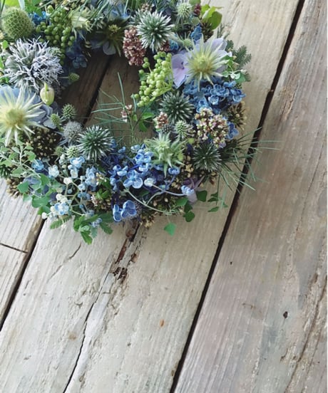 「リース@即購入⭕️緑背景は8/31まで」販売 玄関ドア用リース春夏リース、花束緑葉窓中庭装飾、 : STK