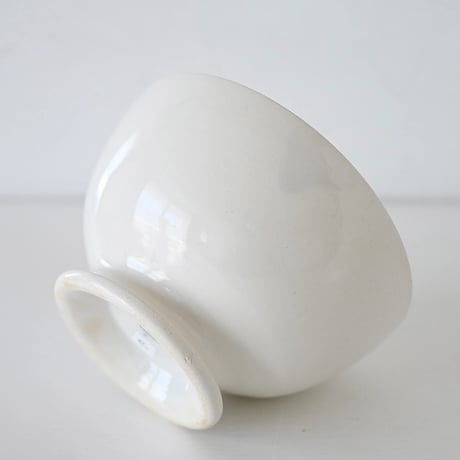 ベルギー BOCH白いボウル(C) Φ15cm