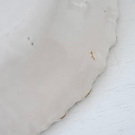 白釉 Moustiers リム波波大皿深皿(J) ×印 Φ31.5cm