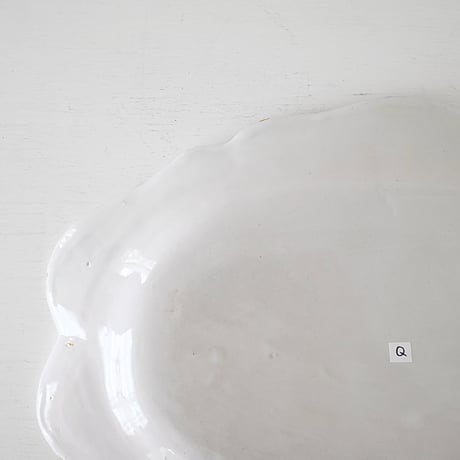 白釉 Moustiers オーヴァル大皿(Q) ×印 w43cm