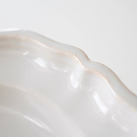白釉 花リム深皿大皿(H) Φ31cm
