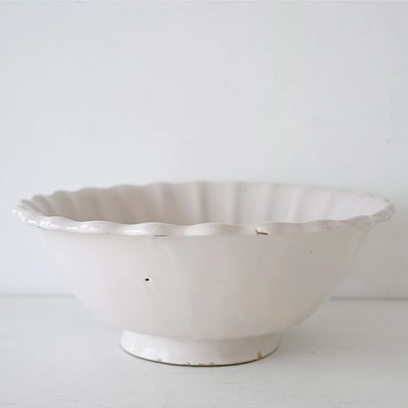 白釉 花輪皿(サラディエ) Φ29.5cm