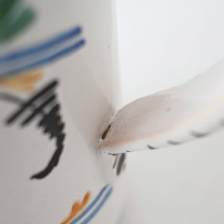 白釉 緑&茶の葉が描かれた大きなピシェ ※修復跡あり