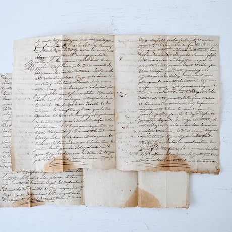 1700年代後期の古い証書(C)