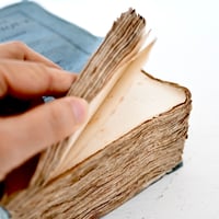 水色カバー大きめサイズの古書(厚:5.5cm)