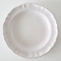 白釉 花リム大皿(L)  Φ32cm ※ダメージあり