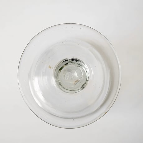 薄っすらグリーン色の脚付コンフィチュールポット