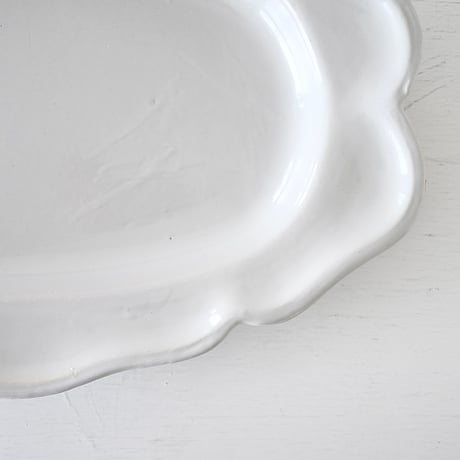 白釉オーヴァル大皿 (I) w39.5cm
