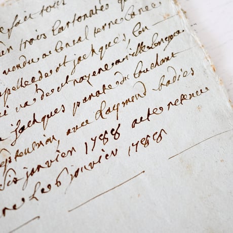 1700年代後期の古い証書(C)