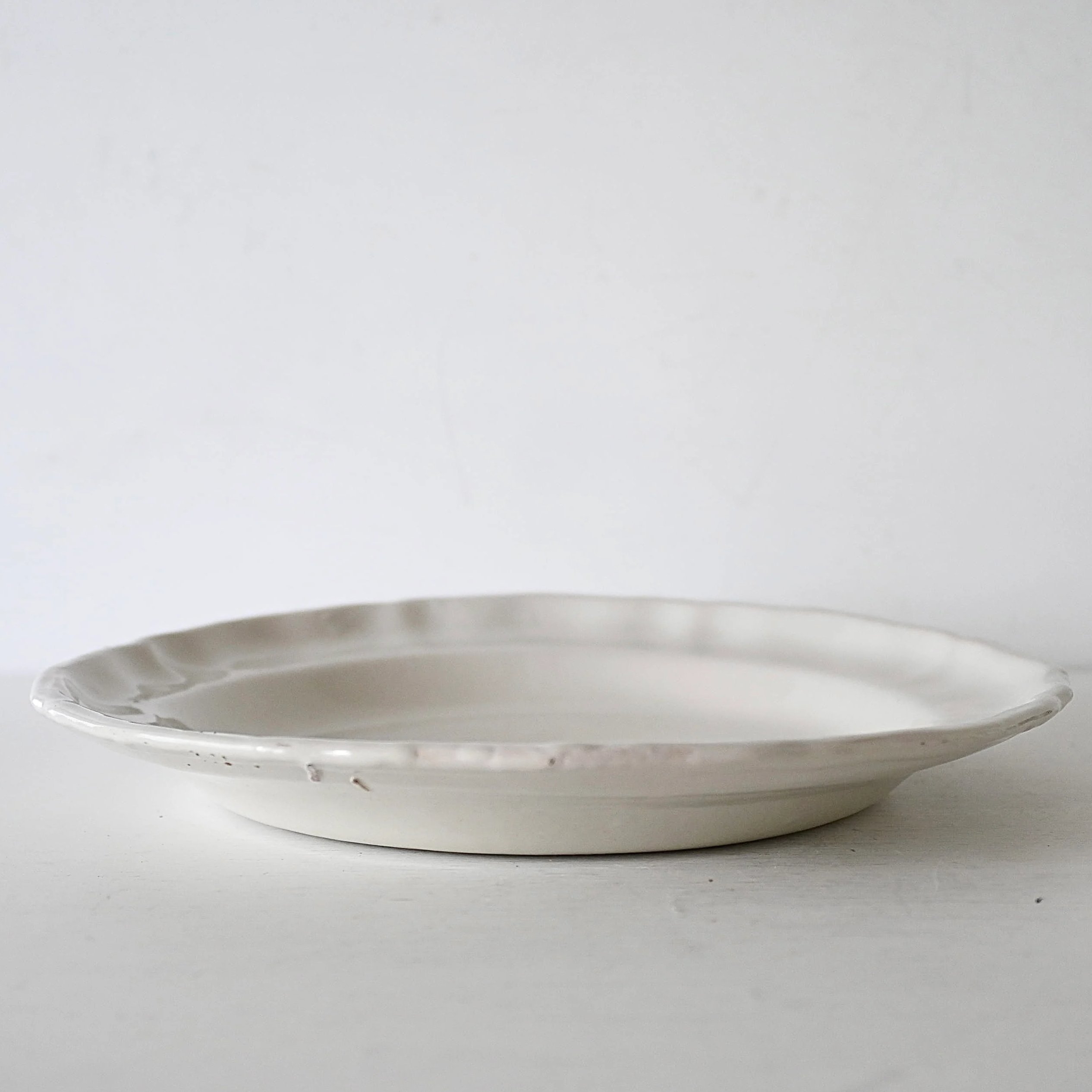 白釉 花リム大皿(N) Φ33cm | SOUVENIR de PARIS