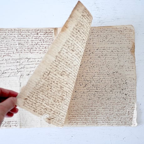 1700年代後期の古い証書(C)