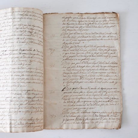 1700年代後期の古い証書(D)