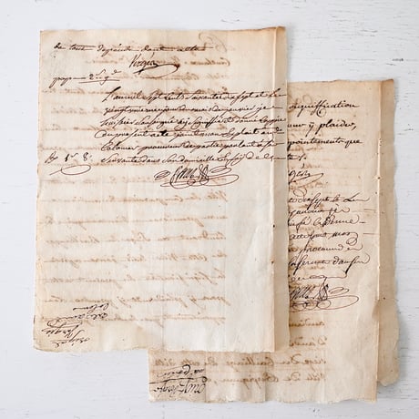 1700年代後期の古い証書(A)