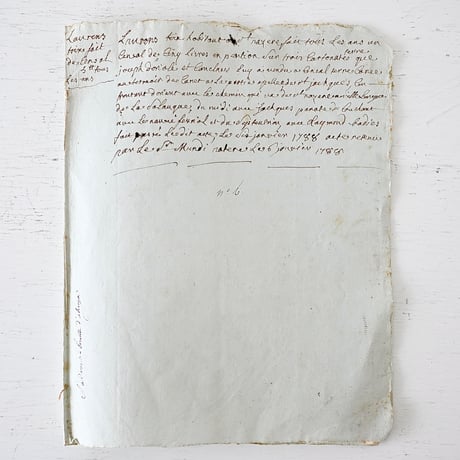 1700年代後期の古い証書(C)