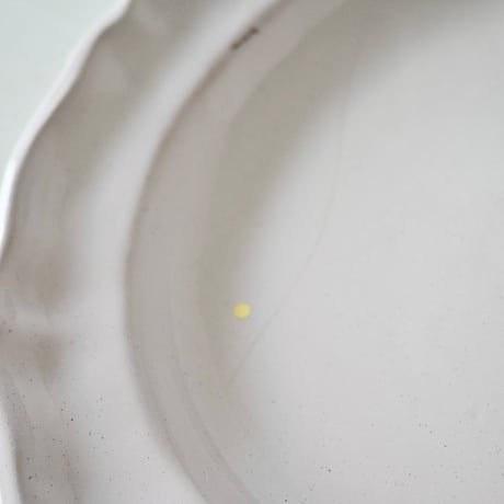 白釉 花リム大皿(L)  Φ32cm ※ダメージあり