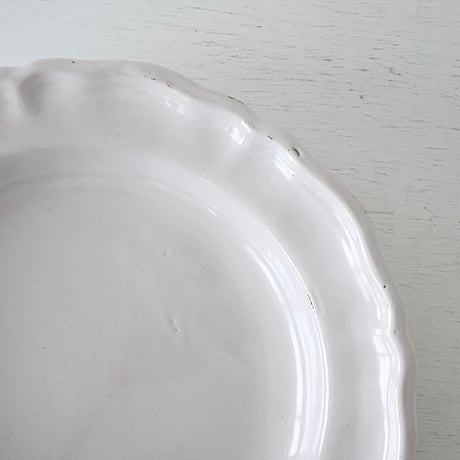 白釉 花リム大皿(L)  Φ32cm ※ダメージあり