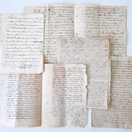 1700年代後期の古い証書(C)