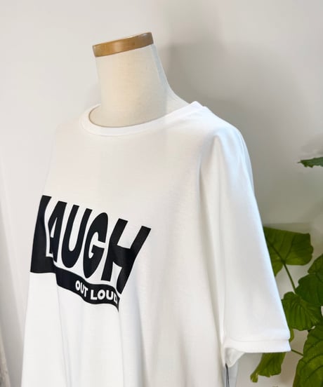 " LAUGH " ロゴワイドシルエットTシャツ