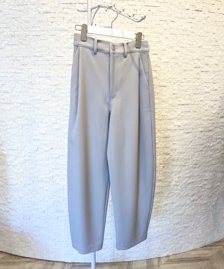 バルーンパンツ