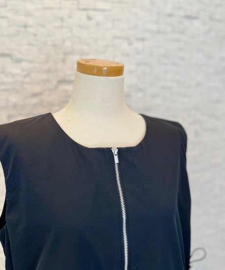 ドロストジップワンピース