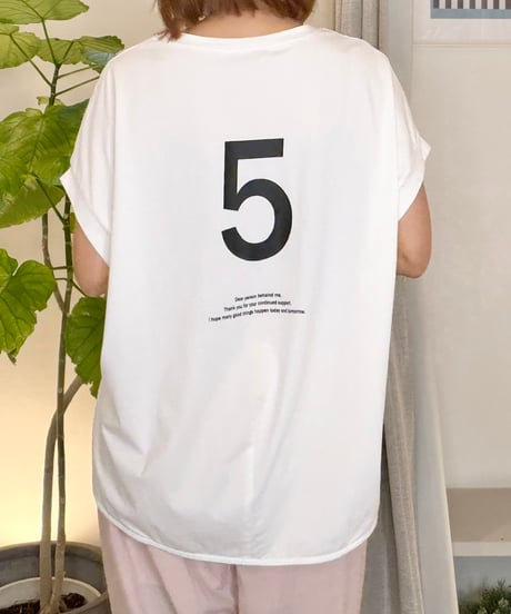 ナンバープリントTシャツ