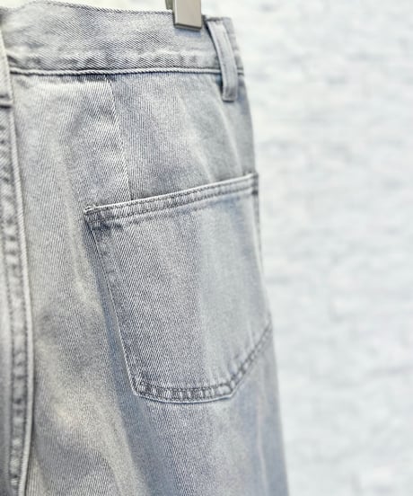 アウトタック ソフトデニムパンツ