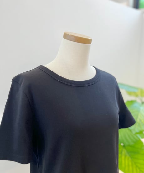 フライス ミニマルTシャツ