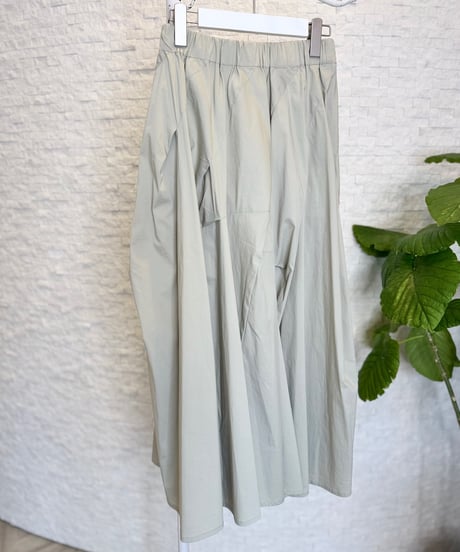 ランダムタック スカート