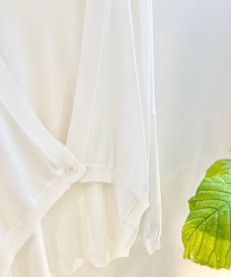 ワンボタン カーデ