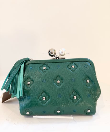 サクラスタッズ２つ折り財布