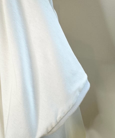 " LAUGH " ロゴワイドシルエットTシャツ