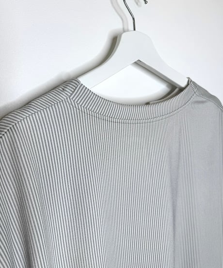 アシメトリー ストライプTシャツ