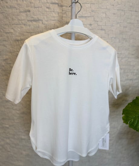 Be.here ロゴTシャツ